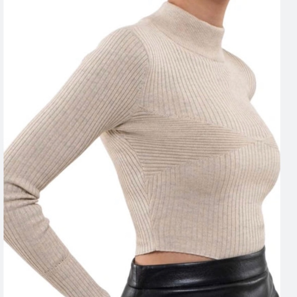 Long Sleeve Crop Sweater